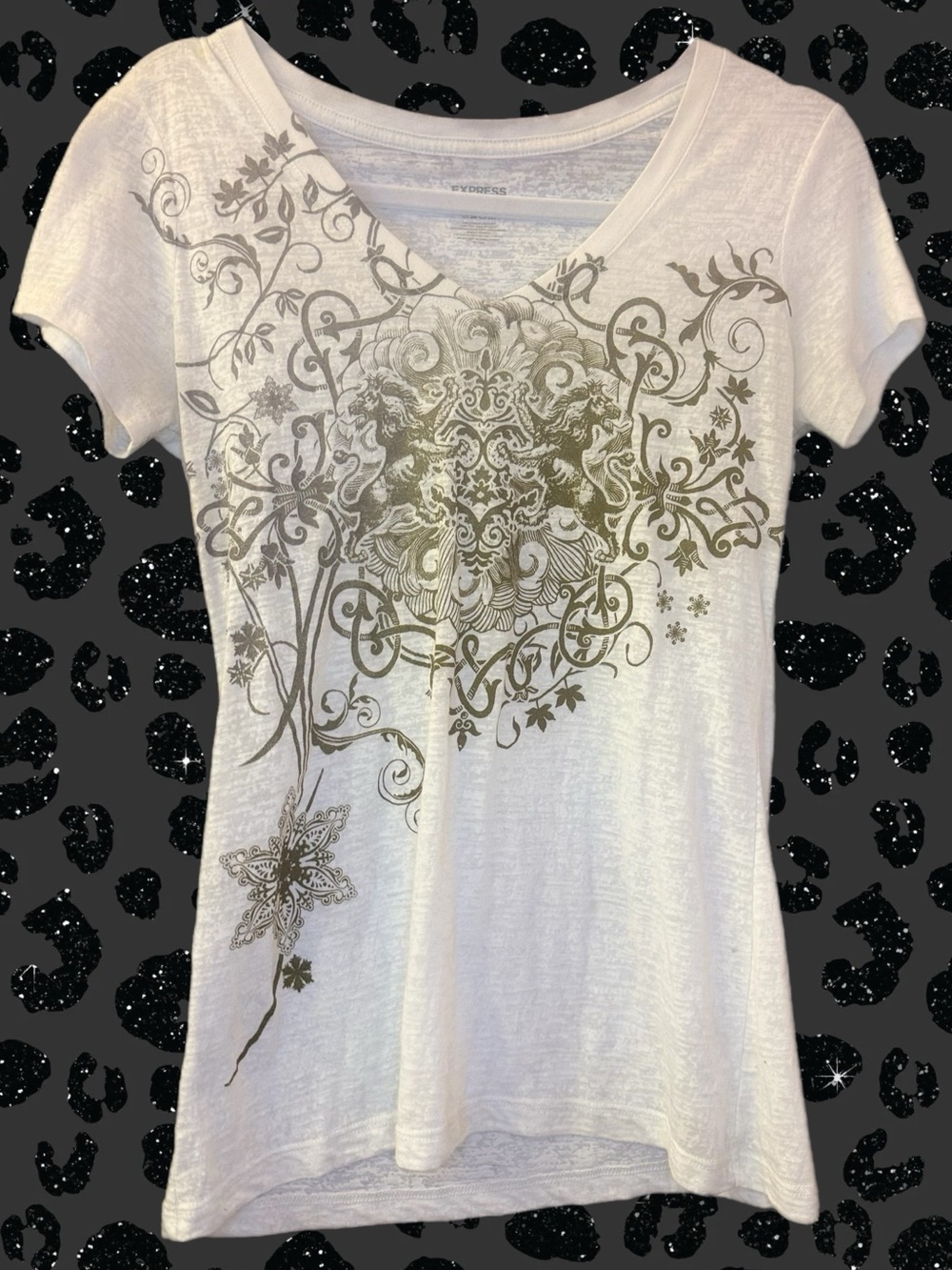 Express White & Grey V-Neck Tee, y2k floral and vine design, Women's Size S